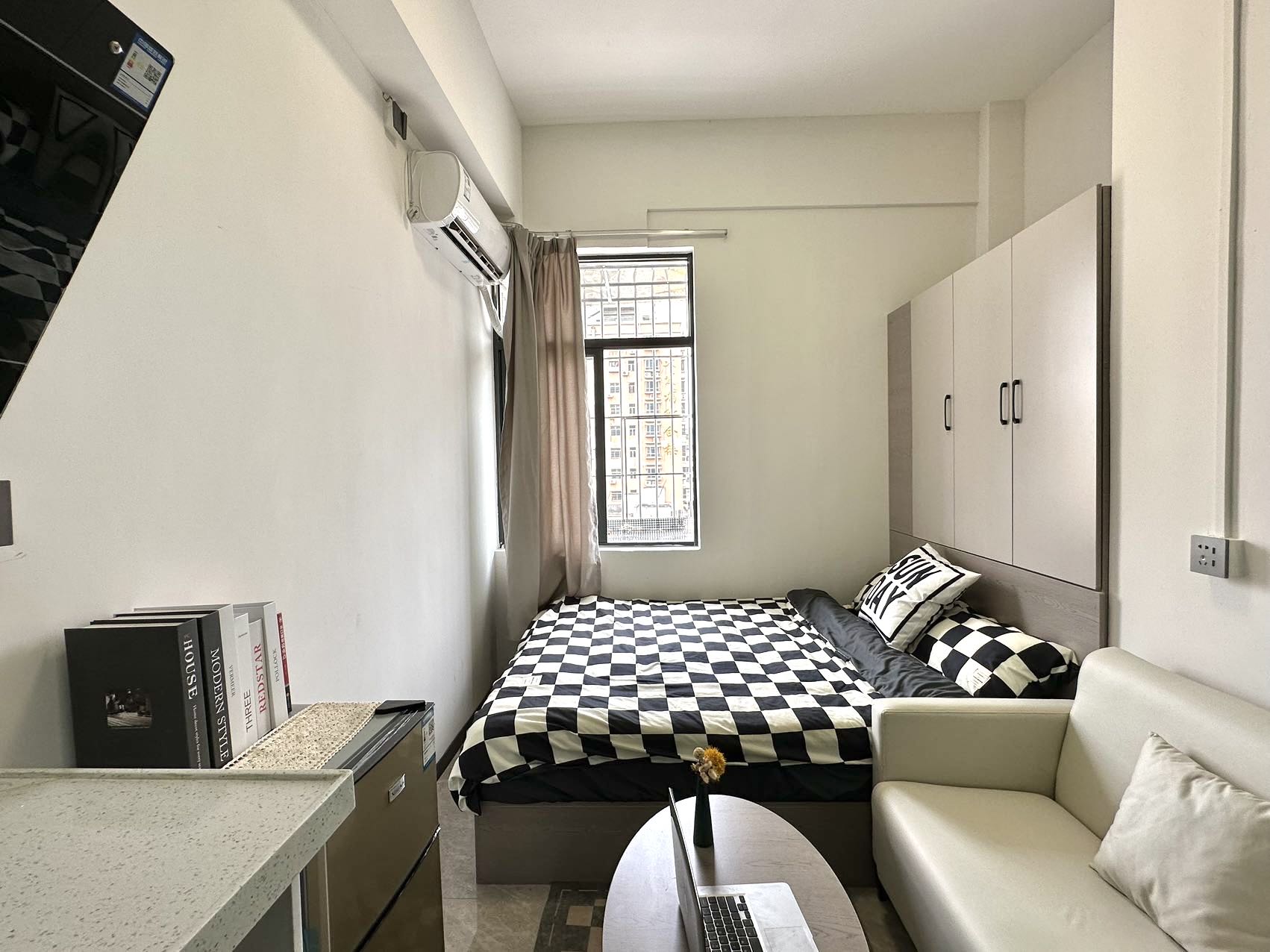 1755928885772825.jpg 1b97eaafed057e97a5b0794e797548d8.jpg