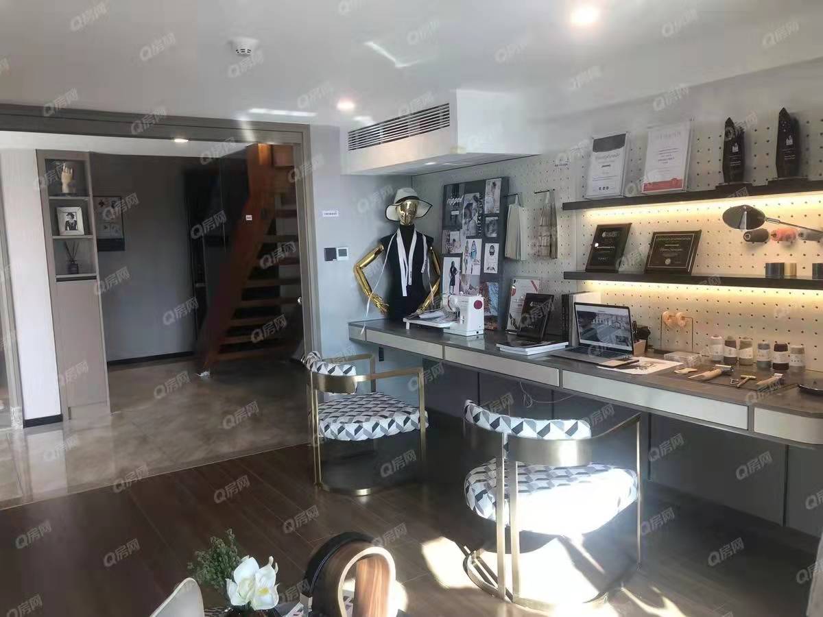 保利時區-均價18000元/平