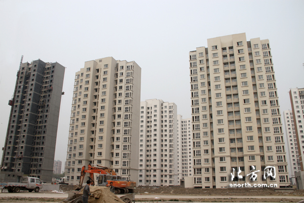 公共配套中老人活動中心與幼兒園現(xiàn)已封頂