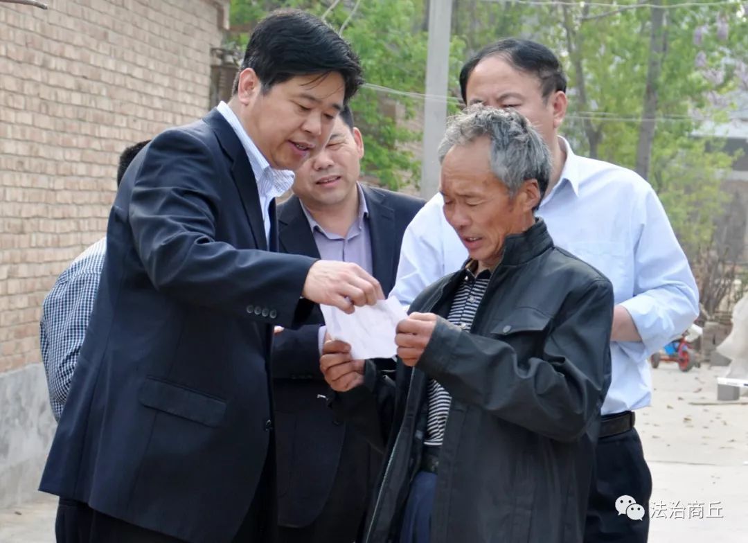 濟南市市政公用事業(yè)局局長王繼東回應說