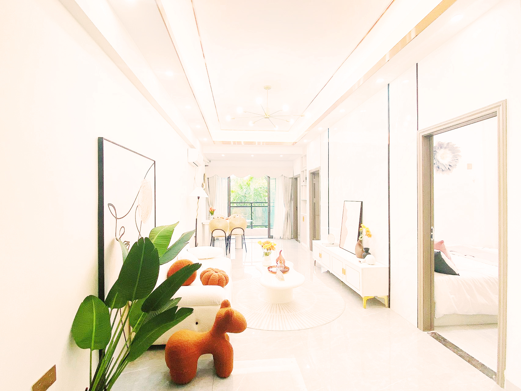 深圳石巖小產權房| 蔚藍花城 ，34.8萬/套